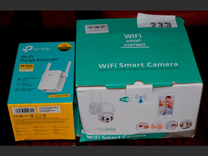 WI-FI SMART CAMERA & A TP LINK RANGE EXTENDER [Untested]