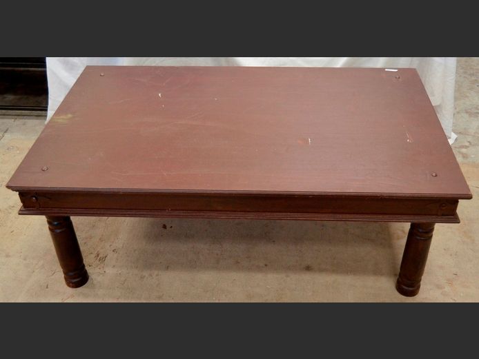 STAINED MAHOGANY COFFEE TABLE, 130 x 80 x 47cm [Top needs some TLC]