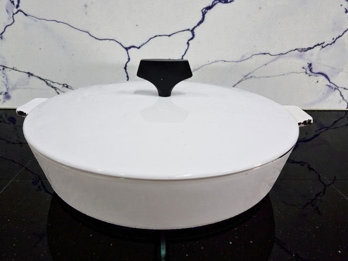 Vintage Corning Ware 10-Inch Skillet (B-10-B) with Lid