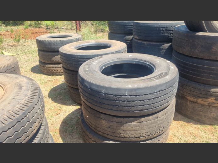 315/80R22.5 TYRES X9