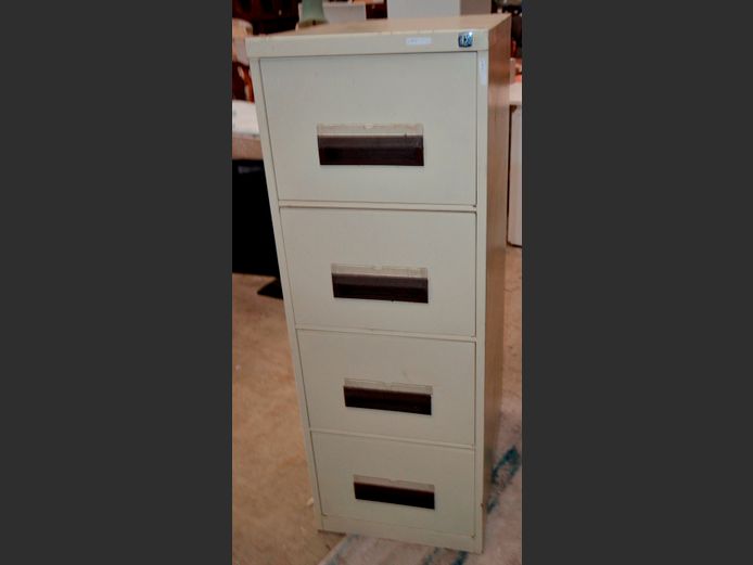 STEEL 2-TONE, 4-DRAWER FILING CABINET WITH KEY, 63 x 47 x 131cm