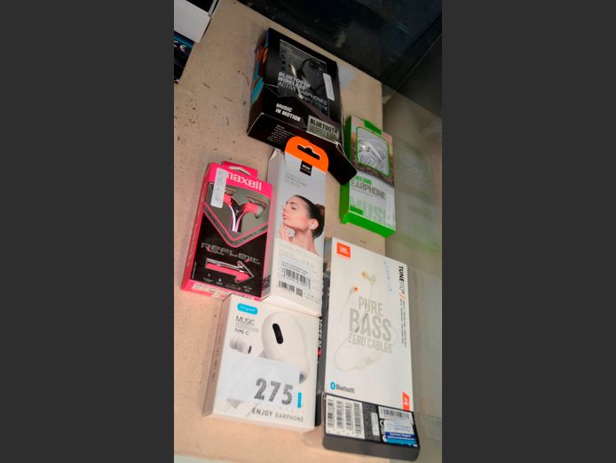 ASSORTED EARBUDS [Untested]