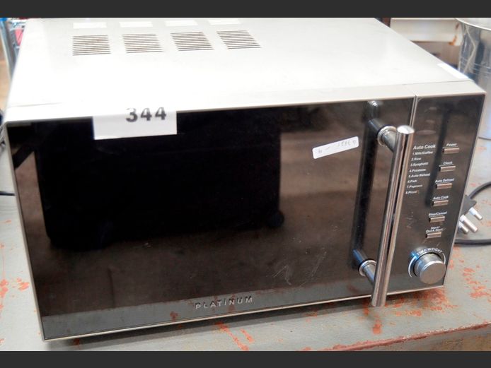 PLATINUM ELECTRONIC MICROWAVE [Switches on, untested further]