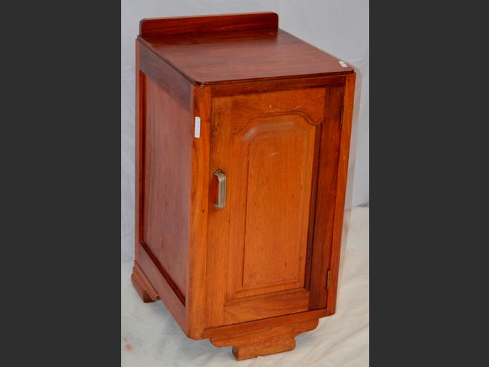 KIAAT SINGLE DOOR BEDSIDE PEDESTAL, 43 x 39 x 74cm