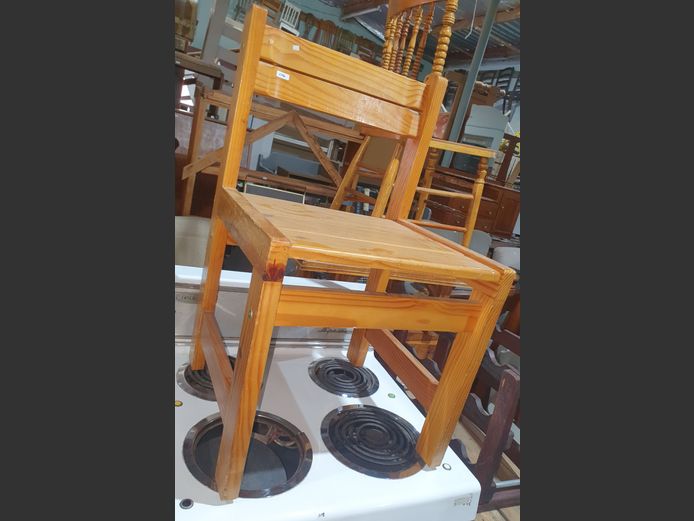 PINE KITCHEN CHAIR