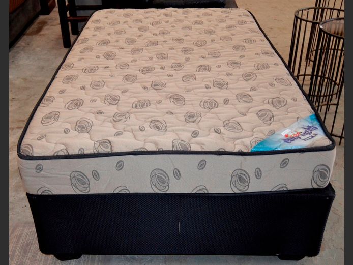 COSYNIGHTS ¾ BED BASE & FOAM MATTRESS