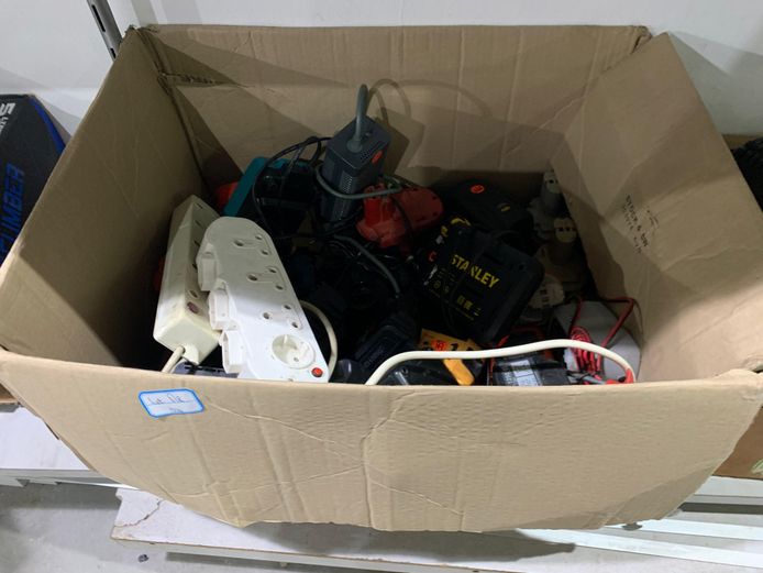 Lot of Electrical Cables + Chargers 