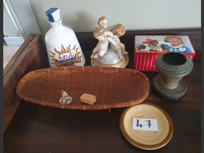 LOT: AZUL BLUE DECANTER WITH STOPPER, COLLECTABLE TIN, etc