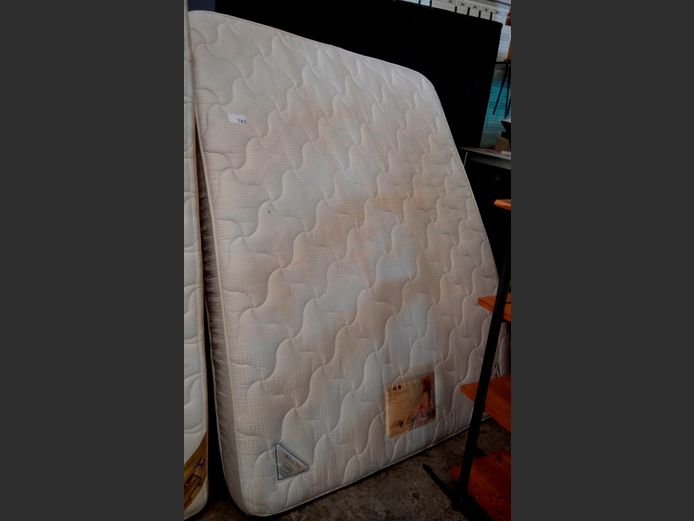 CLOUD NINE QUEEN SIZE MATTRESS [Needs a clean]