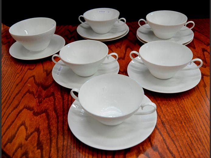 ROSENTHAL 14-PIECE PART TEA SET