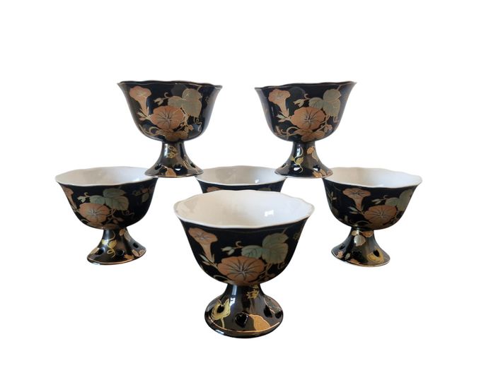 Set of 6 Japanese 24K Gold Gilded Porcelain Footed Bowls