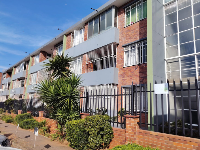 3-Bedroom Apartment with Business Rights | Highlands North