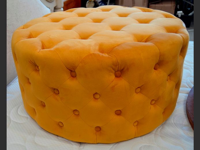 MUSTARD UPHOLSTERED BUTTONED OTTOMAN, 75cm Diameter x 35cm High