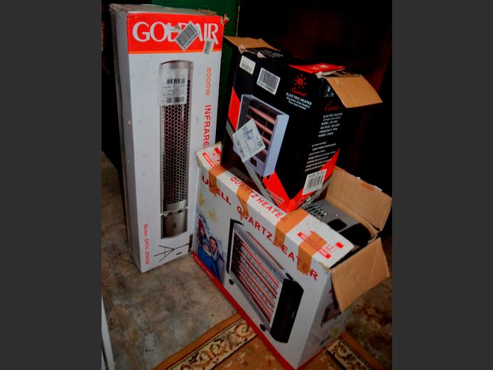 LOT: INFRARED PATIO HEATER & 2 x BAR HEATERS [Faulty]