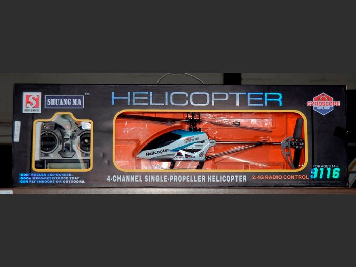 RADIO CONTROLLED HELICOPTER [As new]