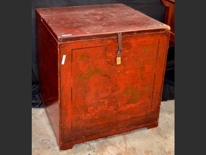 ANTIQUE CHINESE TRUNK, 61 x 57 x 63cm [Needs some TLC]