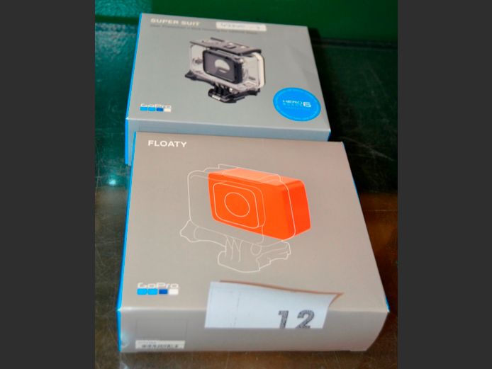 GO PRO HERO 5 DIVE HOUSING & HERO 4 FLOATY SUPER SUIT