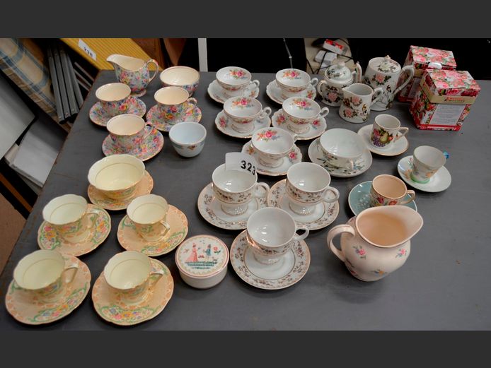 ROYAL DOULTON, ROYAL WINTON, GRAFTON & OTHERS TEA CUPS & SAUCERS, etc