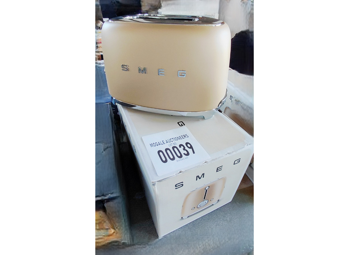 SMEG MATTE CHAMPAGNE 2-SLICE TOASTER 
