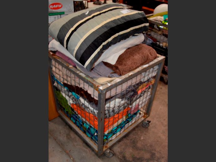 ASSORTED LINEN & BEDDING [Excl. Bin]