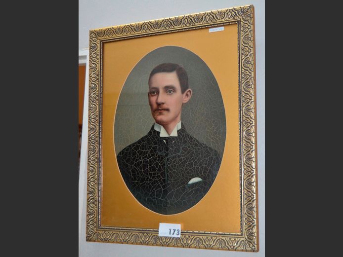 GILT FRAMED OLEOGRAPH "PORTRAIT OF A MAN", 68.5 x 55cm
