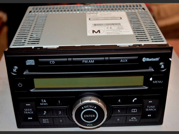 NISSAN CAR RADIO [Untested]