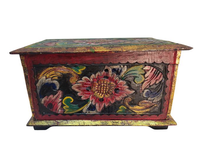 Sotran Dekorativ Balinese-Style Polychrome Wooden Keepsake Chest