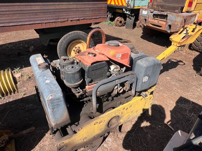 MEJWA Walk Behind Roller