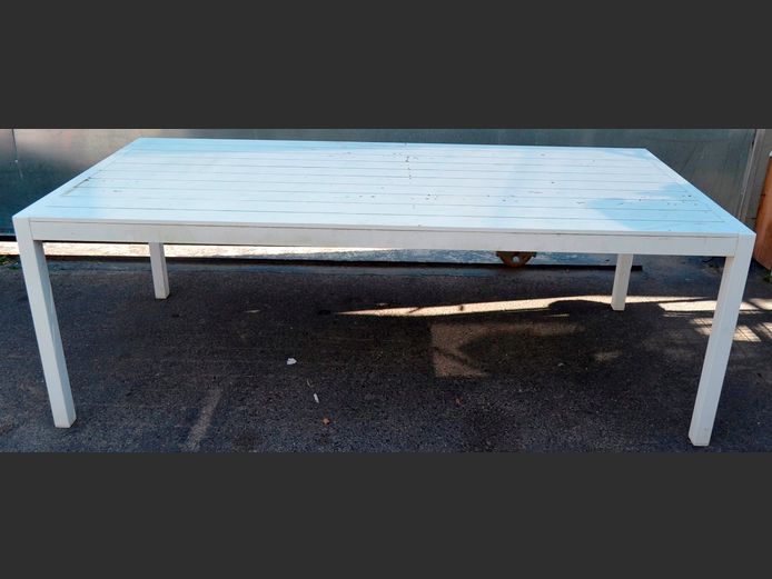 WHITE ALUMINIUM 10-SEATER PATIO TABLE, 220 x 100 x 76cm