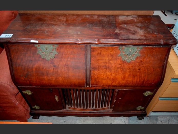 IMBUIA BALL & CLAW 4-DOOR RADIOGRAM CABINET WITH GARRARD RADIOGRAM & COLLECTION RECORDS, 115x 46 x 92cm [Scuff marks]