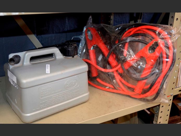GREY PLASTIC 5 LITRE PETROL CANISTER & JUMPER LEADS