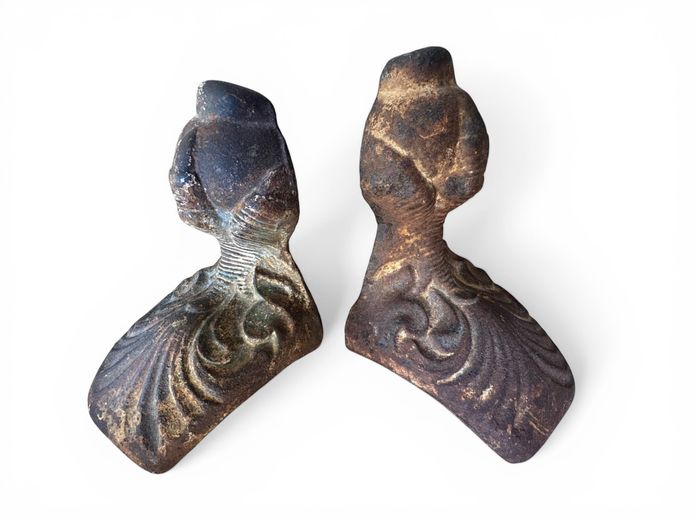 Cast Iron Ball & Claw Bath Feet Bookends