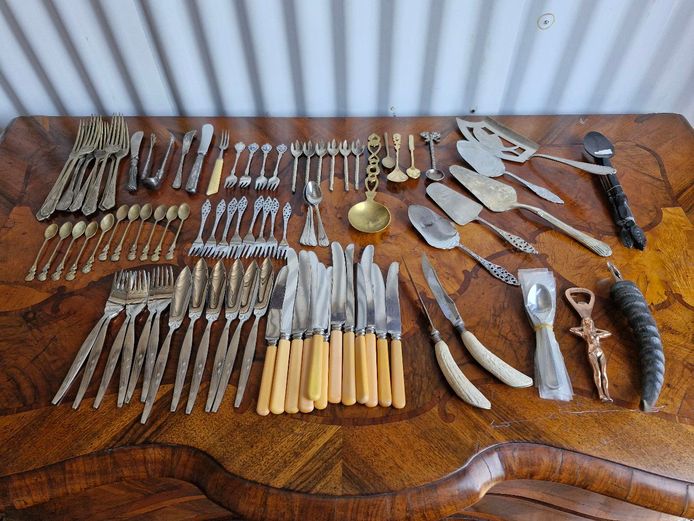 Large Collection of Vintage Cutlery