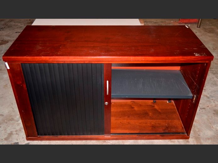 CHERRY FINISH SLIDING DOOR CREDENZA, 125 x 51 x 74cm