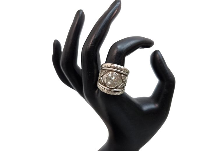 Sterling Silver Bezel-Set Cubic Zirconia Decorative Band Ring