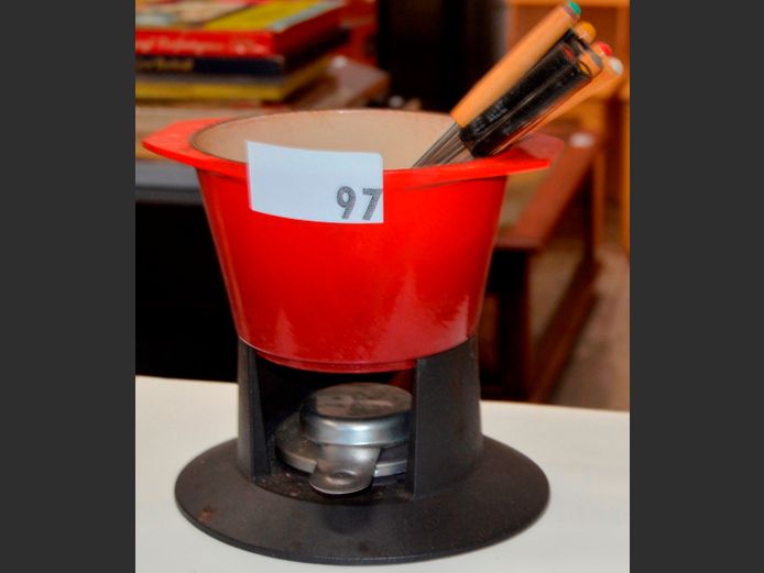 LE CREUSET CAST IRON FONDUE SET, 21cm High