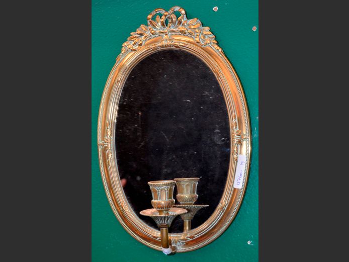 VINTAGE BRASS WALL MOUNT MIRROR WITH CANDLE HOLDER, 35 x 23cm