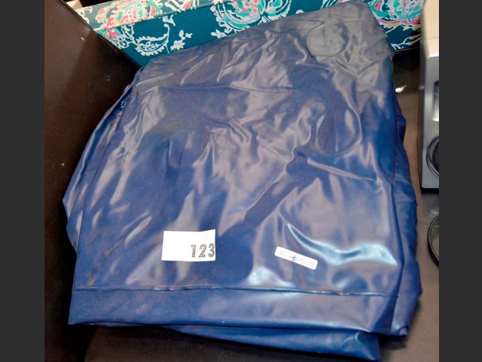 LOT: 2 x INFLATABLE CAMPING MATTRESSES [Condition unknown]