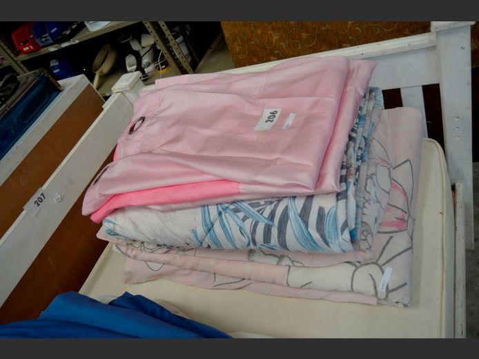 COMFORTER, PILLOW, CURTAINS, etc