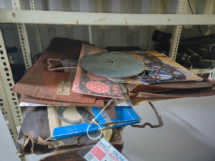LOT VARIOUS TLB HEAD GASKETS