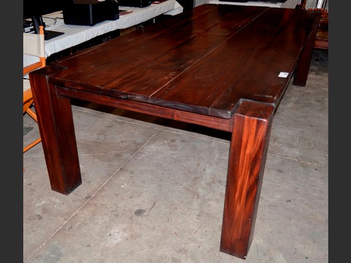 SLEEPERWOOD 8-SEATER DINING TABLE, 260 x 120 x 75cm [Scratched]