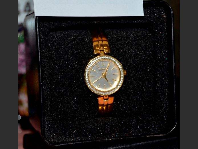 TEMPO LADIES WRIST WATCH