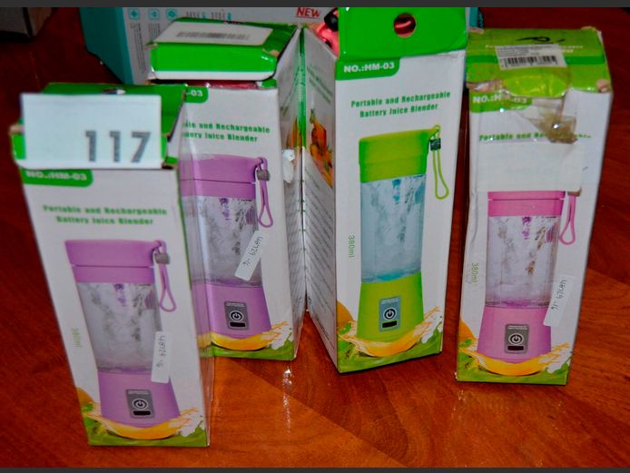 LOT: 4 x PORTABLE JUICE BLENDERS [Untested]