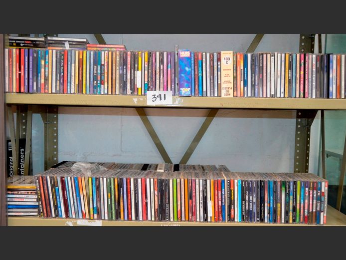 LOT ON 2 SHELVES: DVD's & CD's [Unchecked]