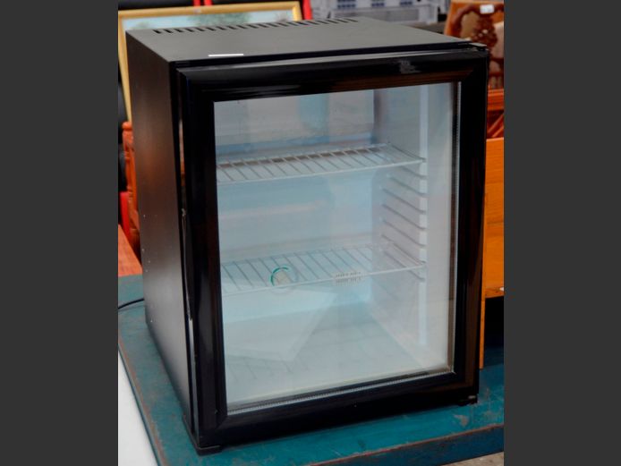 BLACK MINI BAR FRIDGE, 45 x 43.5 x 54cm [Switches on, untested further]