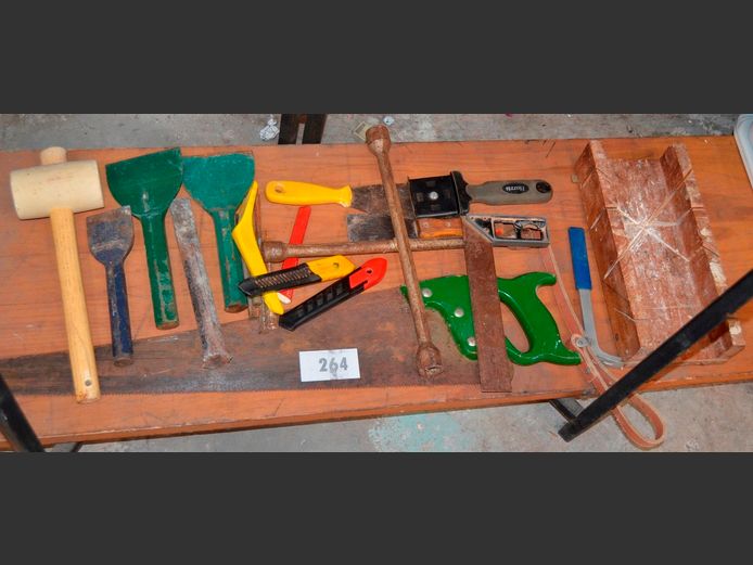 CHISELS, WOOD SAW, STANLEY KNIVES, etc