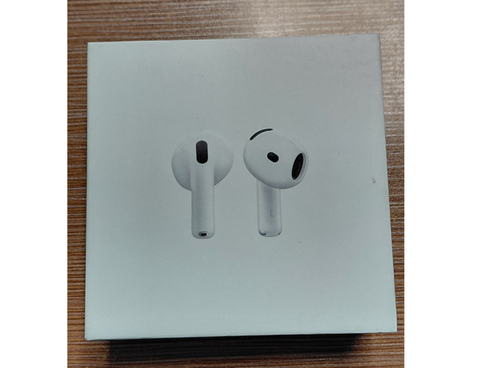 APPLE AIRPODS 4