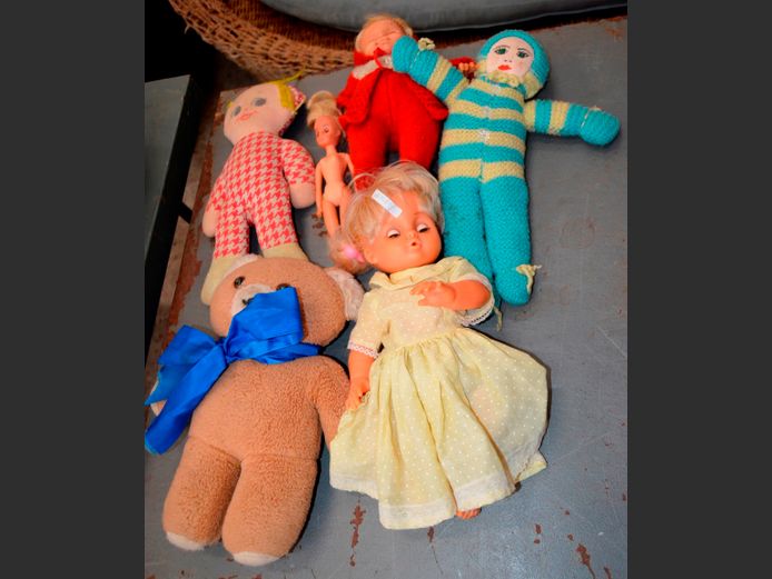 TEDDY BEARS, DOLLS, etc