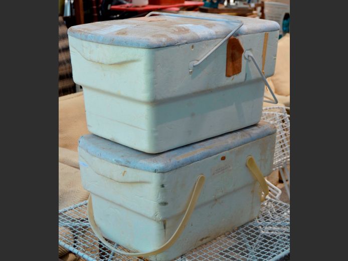 LOT: 2 x FOAMALITE COOLER BOXES, 63 x 40 x 34cm