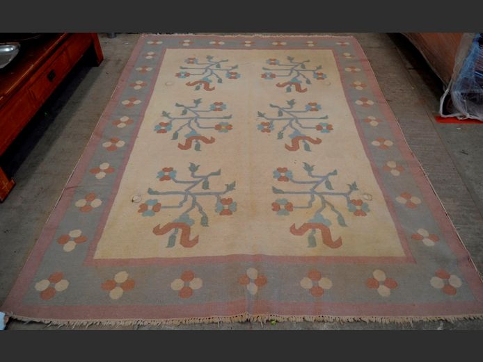 BEIGE, BLUE & PINK KELIM CARPET, 265 x 192cm [Worn, needs a good clean]